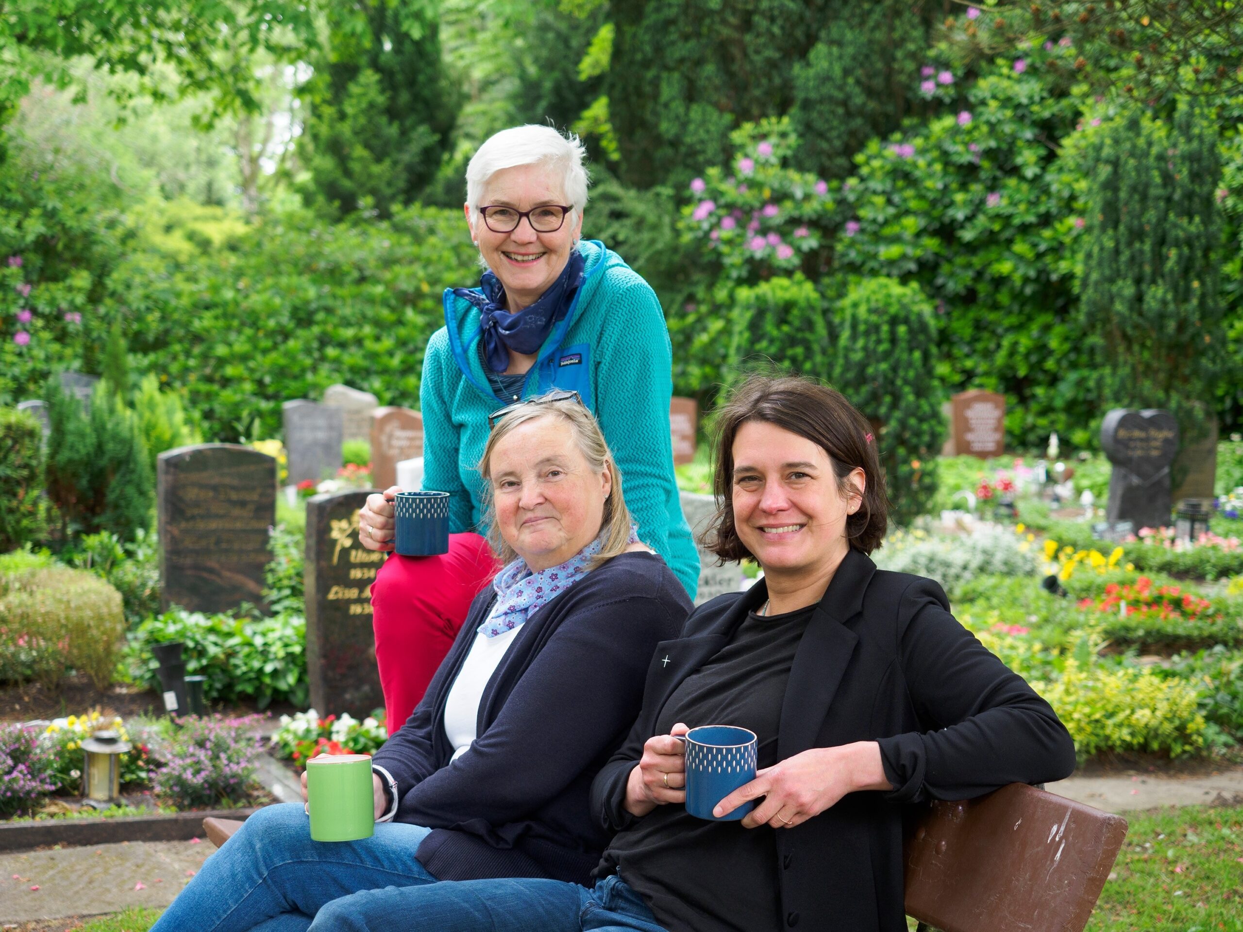 Mehr über den Artikel erfahren Friedhofsschnack